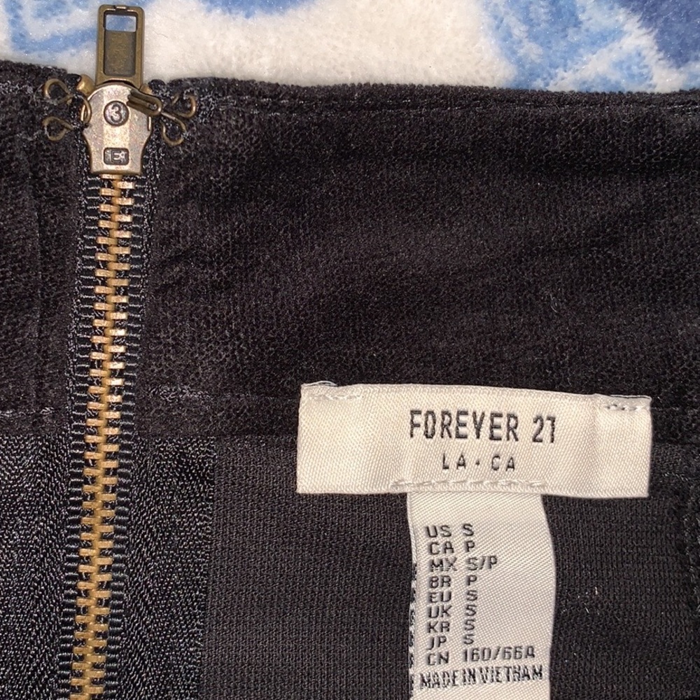 Forever 21 Velvet Faux Suede Lace-up Mini Skirt - Picture 9 of 10